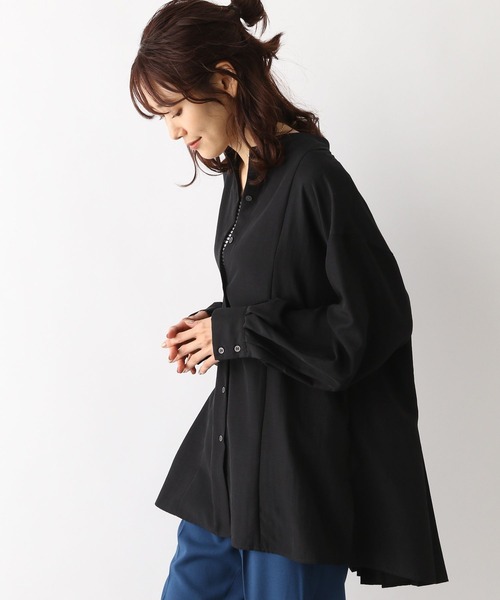 GLOBAL WORK(グローバルワーク)の「お手入れらくらくバックプリーツ長袖/966330(シャツ/ブラウス・レディース・ブラック/グレイッシュベージュ/モカ/グリーン系その他4・LARGE/MEDIUM)」の10枚目の写真