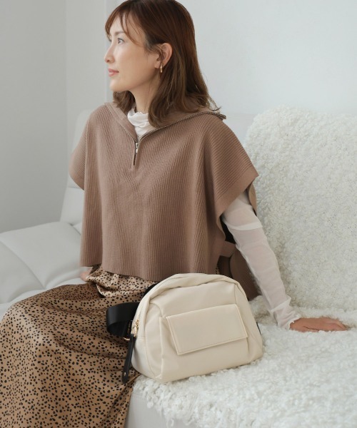 Bou Jeloud（ブージュルード）の「【はあちゅう×Bou Jeloud】ナイロンバッグ Large（ショルダーバッグ・レディース・モカ/ブルーグリーン/アイボリー/ブラック・ONESIZE）」の19枚目の写真