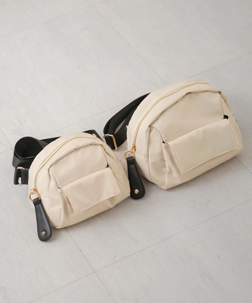 Bou Jeloud（ブージュルード）の「【はあちゅう×Bou Jeloud】ナイロンバッグ Large（ショルダーバッグ・レディース・モカ/ブルーグリーン/アイボリー/ブラック・ONESIZE）」の21枚目の写真