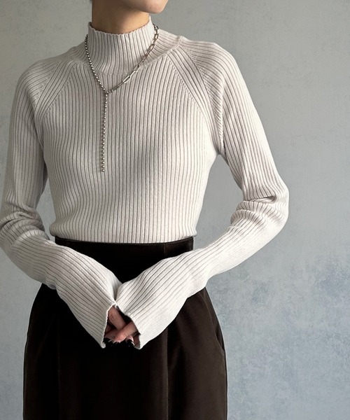 &g'aime（アンジェム）の「【&g'aime】ラグランスリーブリブニットトップス（ニット/セーター・レディース・チャコールグレー/グレイッシュベージュ/グリーン/パープル・FREE）」の6枚目の写真