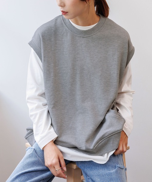 mili an deni(ミリアンデニ)の「裏毛ポケット付ベスト(ベスト・レディース・ネイビー/杢グレー/オートミール/チャコールグレー・M)」の1枚目の写真