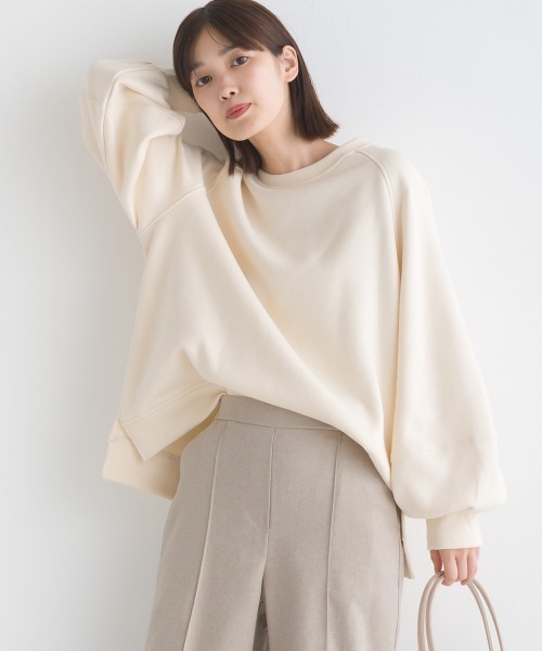 OMNES（オムネス）の「裏起毛ボリューム袖プルオーバー長袖（Tシャツ/カットソー・レディース・アイボリー/ブルーグレー/カーキ/チャコールグレー・FREE）」の2枚目の写真