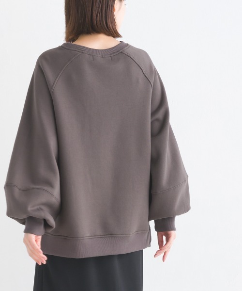 OMNES（オムネス）の「裏起毛ボリューム袖プルオーバー長袖（Tシャツ/カットソー・レディース・アイボリー/ブルーグレー/カーキ/チャコールグレー・FREE）」の17枚目の写真
