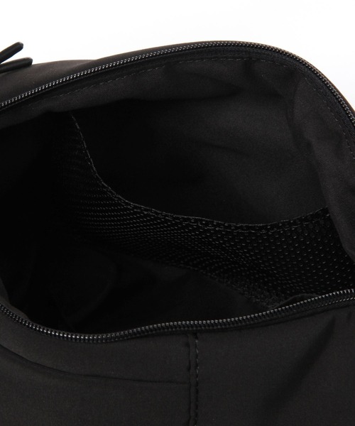 studio CLIP（スタディオクリップ）の「軽いナイロン中綿ショルダーバッグ2（ショルダーバッグ・レディース・アイボリー/ブラウン/ブラック/オリーブ/ブルー・FREE）」の8枚目の写真