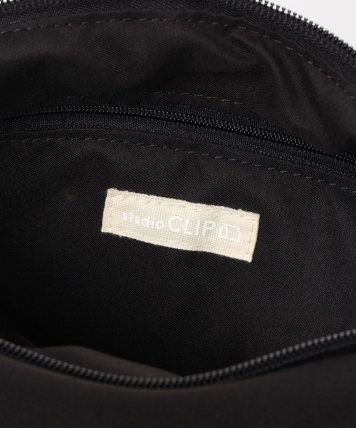studio CLIP（スタディオクリップ）の「軽いナイロン中綿ショルダーバッグ2（ショルダーバッグ・レディース・アイボリー/ブラウン/ブラック/オリーブ/ブルー・FREE）」の9枚目の写真