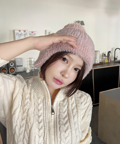 EPICKS（エピックス）の「耳当て付きポンポンニット帽（ニットキャップ