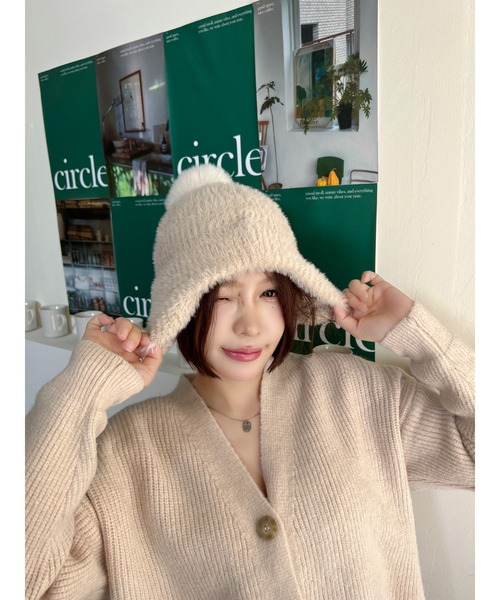 EPICKS（エピックス）の「耳当て付きポンポンニット帽（ニットキャップ/ビーニー・レディース・ブラウン/ホワイト/ピンク/アイボリー/ベージュ・FREE）」の12枚目の写真