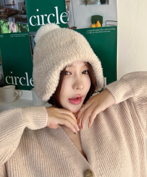 EPICKS（エピックス）の「耳当て付きポンポンニット帽（ニットキャップ/ビーニー・レディース・ブラウン/ホワイト/ピンク/アイボリー/ベージュ・FREE）」の13枚目の写真