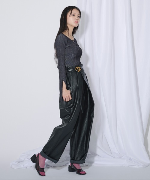 Ezick（エジック）の「Synthetic leather ワイドコクーンパンツ（その他パンツ・レディース・ホワイト/ボルドー/ブラック・FREE）」の12枚目の写真