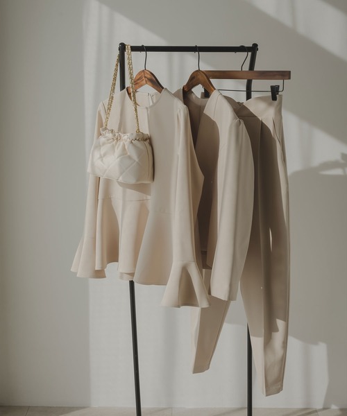 rectangle(レクタングル)の「キルティングチェーンバッグ(ショルダーバッグ・レディース・アイボリー/ブラック・FREE)」の16枚目の写真