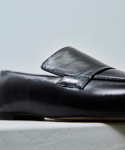 ROPE'（ロペ）の「Alexandra Loafer （アレクサンドラ ローファー）【雑誌掲載】【メディア掲載】（パンプス・レディース・ブラック/キナリ・36/36.5/37/37.5）」の11枚目の写真