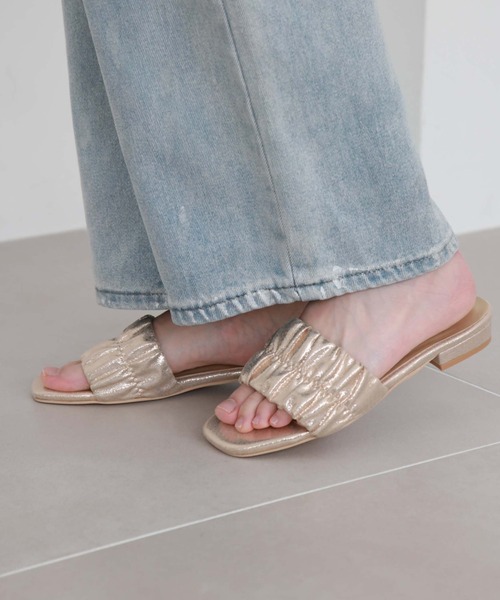 archives(アルシーヴ)の「フラットサンダル(サンダル・レディース・シルバーグレー/ゴールド・MEDIUM/LARGE)」の22枚目の写真