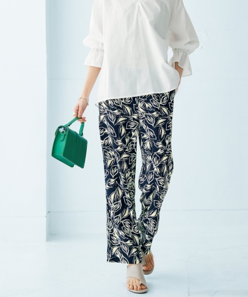 nissen（ニッセン）の「総柄タックストレートパンツ（その他パンツ・レディース・ネイビー系/ベージュ系/ブラウン系・L/M/S/LL）」の9枚目の写真