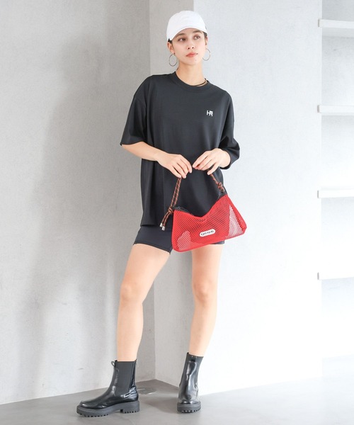 OUTDOOR PRODUCTS(アウトドアプロダクツ)の「【HEREIAM/OUTDOOR】メッシュミニショルダー(ショルダーバッグ・レディース・ブラック/レッド/ホワイト・FREE)」の16枚目の写真