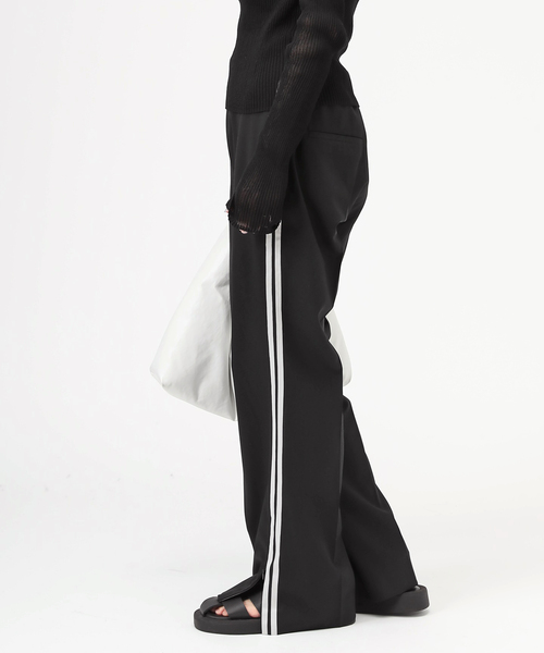 AP STUDIO（エーピーストゥディオ）の「T/W サイドラインパンツ（スラックス・レディース・ブラック/ネイビー・34/36/38）」の14枚目の写真