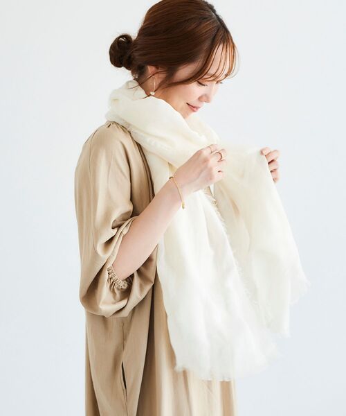 le.coeur blanc（ルクールブラン）の「コットン麻ストール（ストール/ショール・レディース・ライトグレー/ラベンダー/ライトベージュ・FREE）」の12枚目の写真