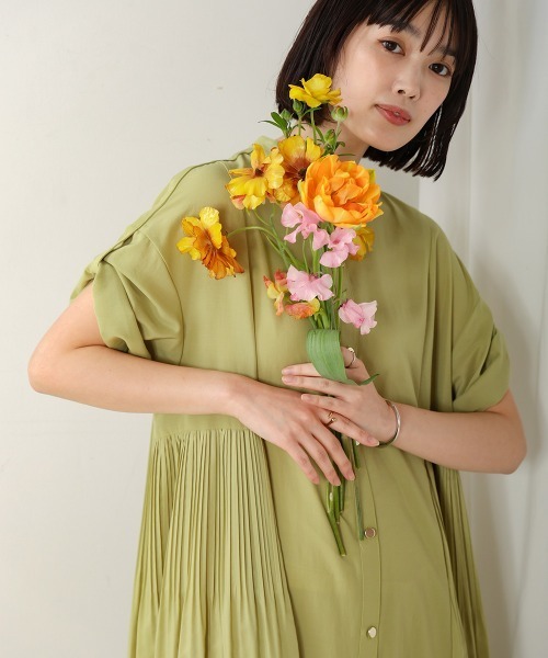 Bou Jeloud（ブージュルード）の「コットンライクプリーツワンピース（ワンピース・レディース・ライトグリーン/ブラック・38）」の11枚目の写真
