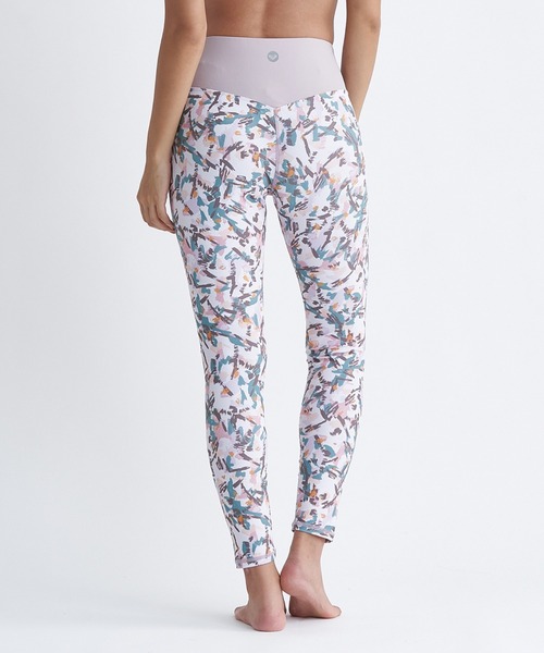 ROXY（ロキシー）の「FLAMINGO LEGGINGS/ロキシー水陸両用速乾UVカットレギンス・スパッツ（レギンス/スパッツ・レディース・マルチ/グリーン/ブラック・SMALL/MEDIUM/LARGE）」の13枚目の写真