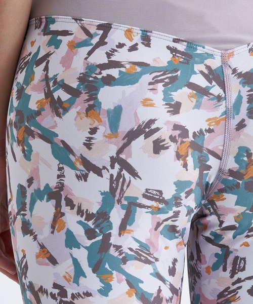ROXY（ロキシー）の「FLAMINGO LEGGINGS/ロキシー水陸両用速乾UVカットレギンス・スパッツ（レギンス/スパッツ・レディース・マルチ/グリーン/ブラック・SMALL/MEDIUM/LARGE）」の12枚目の写真