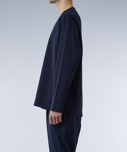 UNITED TOKYO（ユナイテッドトウキョウ）の「テクノラマ リラックスロングスリーブTee（Tシャツ/カットソー・メンズ・オフホワイト/ネイビー・1/3/2）」の10枚目の写真