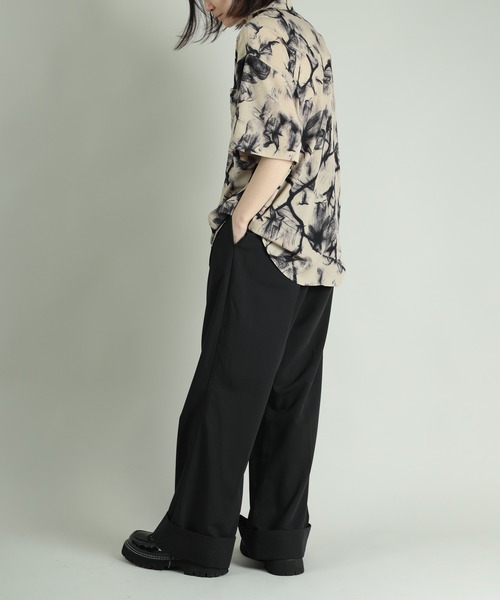 GENXDER(ノンジェンダー)の「【GENXDER】イバラプリント半袖シャツ(シャツ/ブラウス・メンズ・ベージュ/ブラック・X-LARGE/LARGE/MEDIUM)」の9枚目の写真