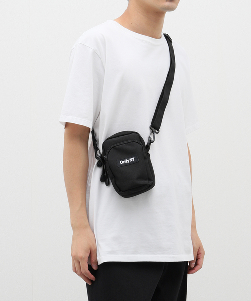 ONLY NY(オンリーニューヨーク)の「【ONLY NY / オンリーニューヨーク】COMPACT CAMERA BAG(ショルダーバッグ・メンズ・ブラック・FREE)」の17枚目の写真