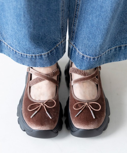 COACH ブラウン 厚底 メリージェーン セール】厚底メリージェーンシューズ（スニーカー）｜attagirl