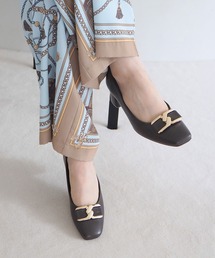 晴雨兼用メタリックアクセントスクエアトゥパンプス