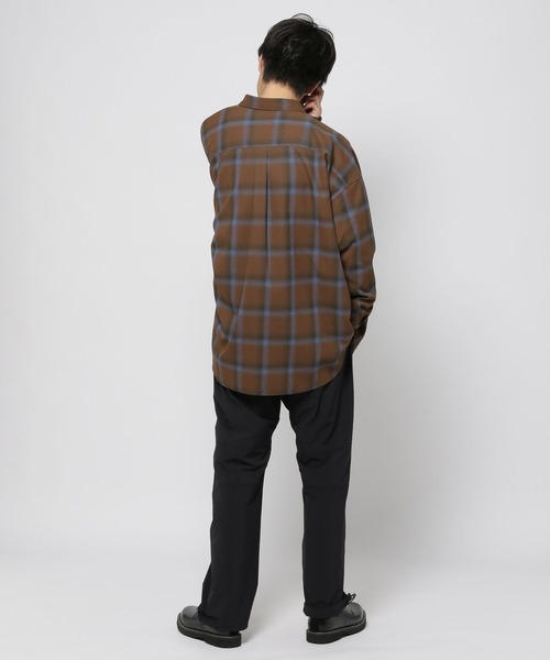 niko and...(ニコアンド)の「オンブレチェックネルシャツ(シャツ/ブラウス・メンズ・ベージュ/ブラウン/ブラック/ネイビー・BIG(L)/MEDIUM)」の19枚目の写真