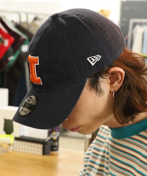 NEW ERA（ニューエラ）の「NEW ERA/ニューエラ CM920 ロゴ刺繍 ベースボールキャップ（キャップ・メンズ・ダークネイビー/ダークグレー/グリーン・FREE）」の4枚目の写真