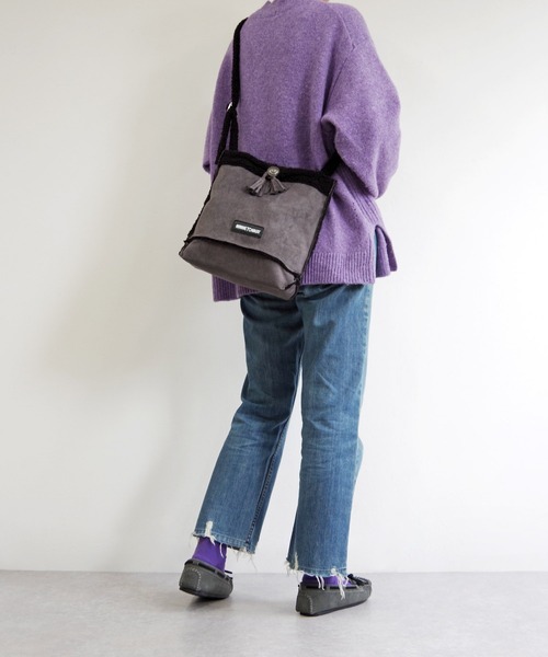 Minnetonka（ミネトンカ）の「MINNETONKA（ミネトンカ） / ボアショルダーバッグ SHOULDER BAG（ショルダーバッグ・レディース・アイボリー/ブラック/ブラウン・FREE）」の20枚目の写真