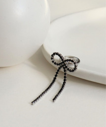 Three Four Time（スリーフォータイム）の「レンヅメリボンイヤーカフ（イヤーカフ）」