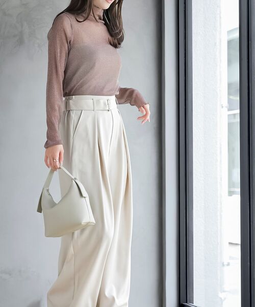 rps(アールピーエス)の「ラメシアーハイネックカットソー(Tシャツ/カットソー・レディース・アイボリー/ブラック/グレー/モカ・フリー)」の6枚目の写真