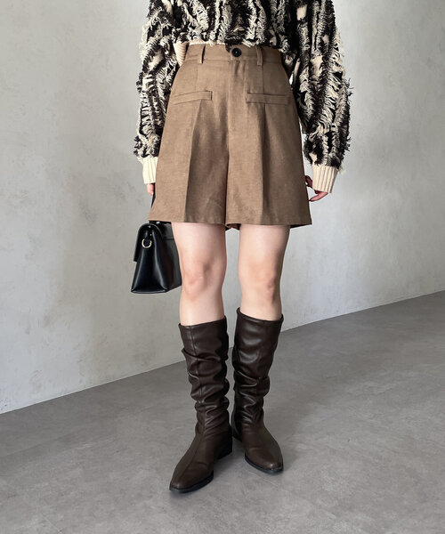 Thevon(ゼボン)の「フロントタックショートパンツ(スラックス・レディース・チャコールグレー/ブラック/ベージュ・M)」の22枚目の写真