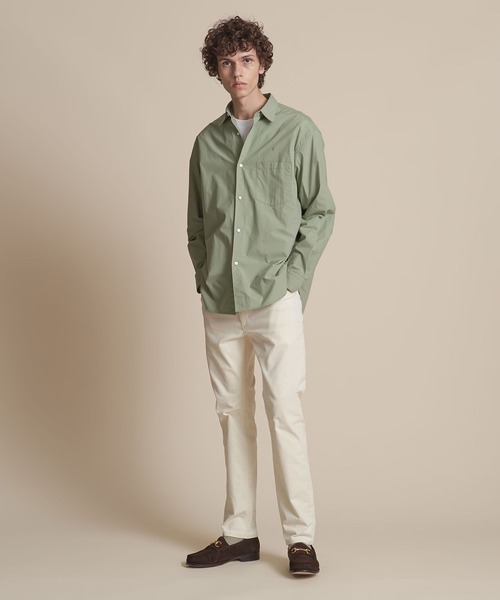 UNITED ARROWS（ユナイテッドアローズ）の「【マルチサイズ】コンフォートコーデュロイ スキニー5ポケットパンツ（その他パンツ・メンズ・オリーブ/ブラック/ワインレッド/ホワイト/ベージュ/ロイヤルブルー/ネイビー/ナチュラル・マルチサイズ）」の2枚目の写真