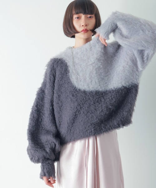 PURE BRIGHT(ピュアブライト)の「ニュアンス柄シャギーニット(ニット/セーター・レディース・ブルー/ブラック・FREE)」の5枚目の写真