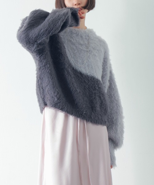 PURE BRIGHT(ピュアブライト)の「ニュアンス柄シャギーニット(ニット/セーター・レディース・ブルー/ブラック・FREE)」の10枚目の写真