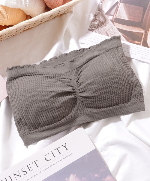 Lace Ladies（レースレディース）の「ソリッドカラー メロウフリル カップ付き チューブトップ（チューブトップ・レディース・ブラック/ライトグレー/ホワイト/ピンク/ミント/ベージュ/ダークグレー/オレンジ・FREE）」の4枚目の写真