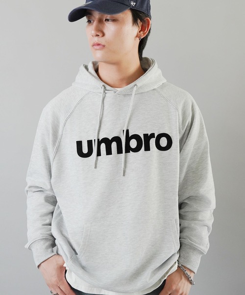 UMBRO（アンブロ）の「【UMBRO/アンブロ】ロゴフーディー（パーカー・メンズ・ブラック/ネイビー/グレー・ONESIZE）」の6枚目の写真