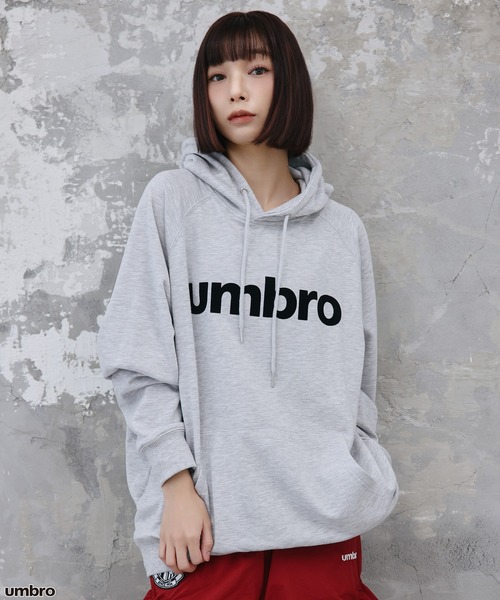UMBRO（アンブロ）の「【UMBRO/アンブロ】ロゴフーディー（パーカー・メンズ・ブラック/ネイビー/グレー・ONESIZE）」の20枚目の写真