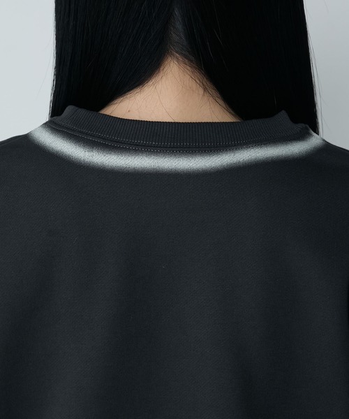 le ELMi（ルエルミ）の「Spray color sporty double-line sweatshirt / スプレーカラースポーティダブルラインスウェット（スウェット・レディース・アイボリー/ブラウン/チャコールグレー・FREE）」の14枚目の写真