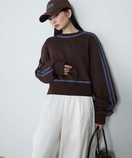 le ELMi（ルエルミ）の「Spray color sporty double-line sweatshirt / スプレーカラースポーティダブルラインスウェット（スウェット・レディース・アイボリー/ブラウン/チャコールグレー・FREE）」の18枚目の写真