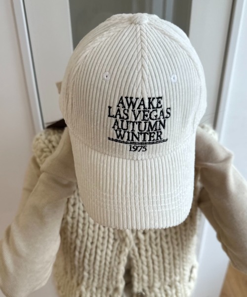 lawgy(ラウジー)の「corduroy embroidery cap / コーデュロイエンブロイダリーキャップ(キャップ・レディース・ブラック/ブラウン/グレー/アイボリー・FREE)」の11枚目の写真