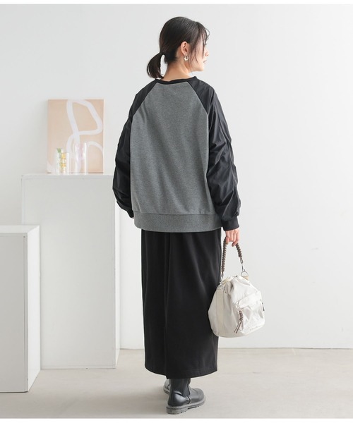n'OrLABEL（ノアールレーベル）の「袖ギャザー異素材ラグラン裏毛スウェット（スウェット・レディース・モカ/ブルー/ブラック・FREE）」の22枚目の写真