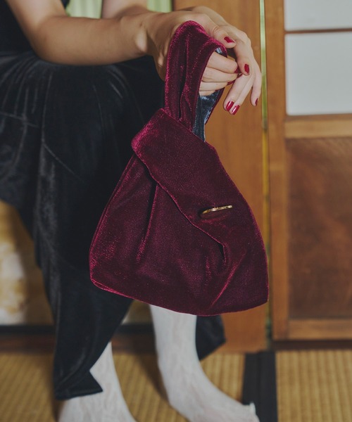 ANDRESD（アンドレスド）の「ベロアバッグ / velour bag（ハンドバッグ・レディース・グリーン/ワインレッド/ネイビー/ブラック・FREE）」の13枚目の写真
