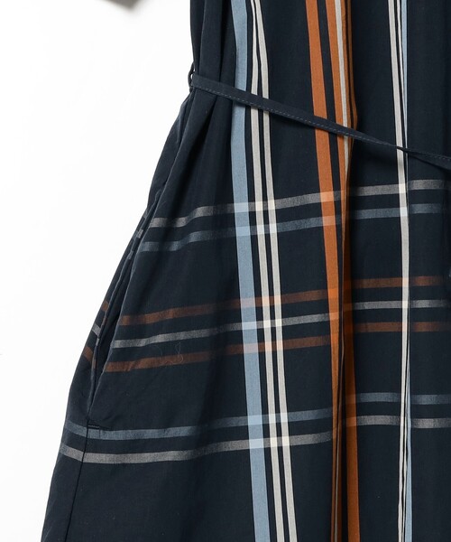 BEAMS BOY（ビームスボーイ）の「ボーイ ビッグ タータン ワンピース（ワンピース・レディース・グリーン/イエロー/ネイビー・ONE SIZE）」の5枚目の写真