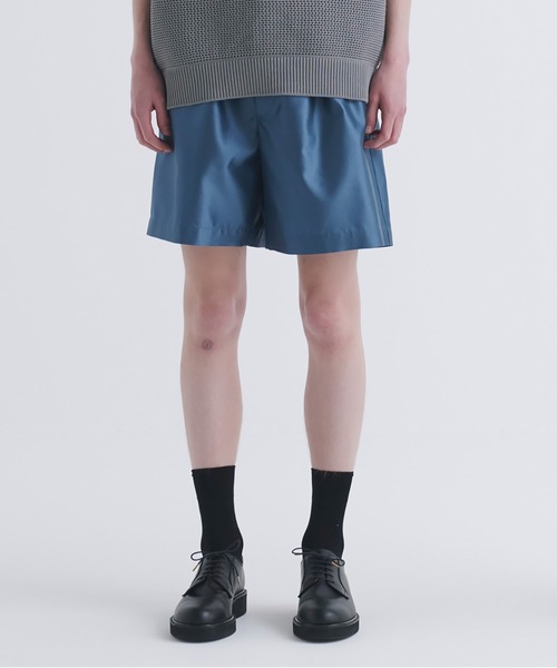 CULLNI（クルニ）の「High Count Silk Blend Twill Easy Short Pant（その他パンツ・メンズ・ブルー/ブラック・1/0/2）」の2枚目の写真