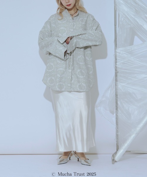 Ezick（エジック）の「【Ezick×MUCHA】ノーカラーシャツ（シャツ/ブラウス・レディース・オリーブ/ブルー・FREE）」の4枚目の写真