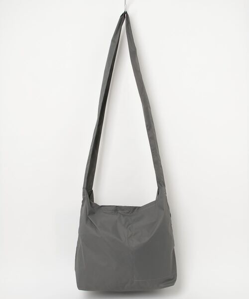 BURLAP OUTFITTER（バーラップアウトフィッター）の「PACKABLE CARRY 210 / パッカブルキャリー 210（ショルダーバッグ・メンズ・ブラック/パープル/ライム/ベージュ系その他・ONE SIZE）」の10枚目の写真