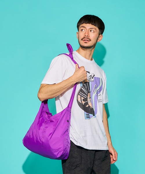 BURLAP OUTFITTER(バーラップアウトフィッター)の「PACKABLE CARRY 210 / パッカブルキャリー 210(ショルダーバッグ・メンズ・ブラック/パープル/ライム/ベージュ系その他・ONE SIZE)」の20枚目の写真